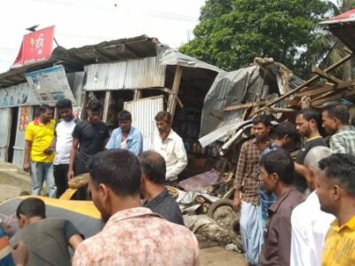 মীরসরাইয়ে বিকট শব্দে ভলকানাইজিং ট্যাংক বিস্ফোরণ, আহত ২