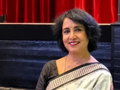 “রাষ্ট্রের প্রধান লক্ষ্য হবে মিক্সড বাসকে এত নিরাপদ করা যে আলাদা বাসের আর প্রয়োজন না থাকে”: পিংক বাস নিয়ে তসলিমা নাসরিন
