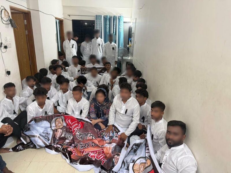 শোক দিবস পালনেও নিষেধাজ্ঞা! আওয়ামী লীগের ৫৩ নেতা-কর্মী গ্রেপ্তার