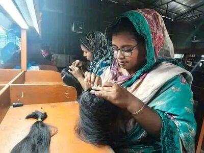 বিশ্বের ২২ দেশে যাচ্ছে ময়মনসিংহে তৈরি পরচুলা, নারীরা হয়ে উঠছেন স্বনির্ভর