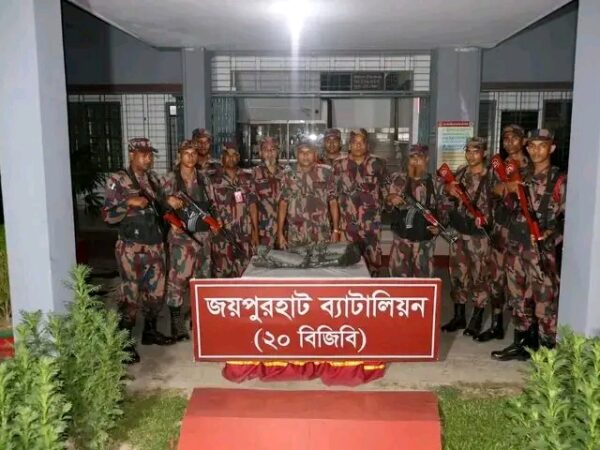 পাঁচবিবিতে ৮৫ কেজি কষ্টিপাথরের বিষ্ণুমূর্তি উদ্ধার