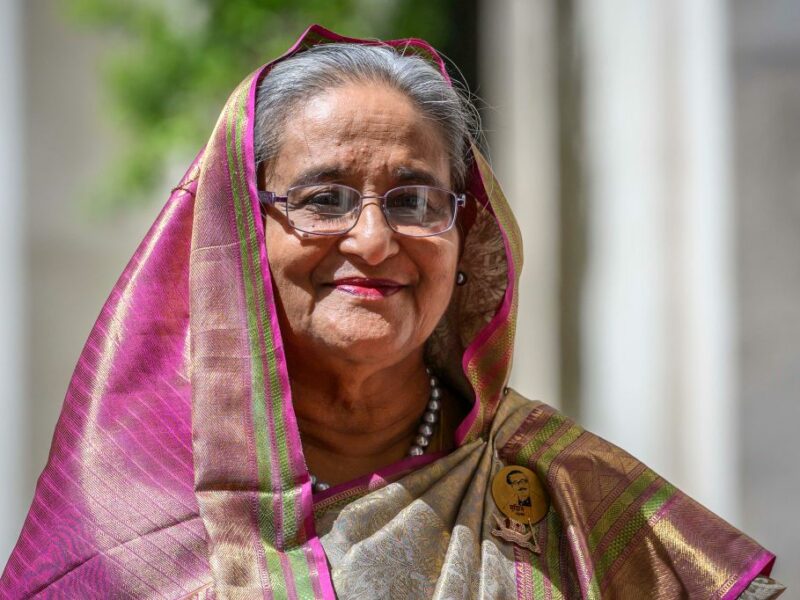 শেখ হাসিনার বিরুদ্ধে মামলা প্রত্যাহার করে নিলেন বাদী