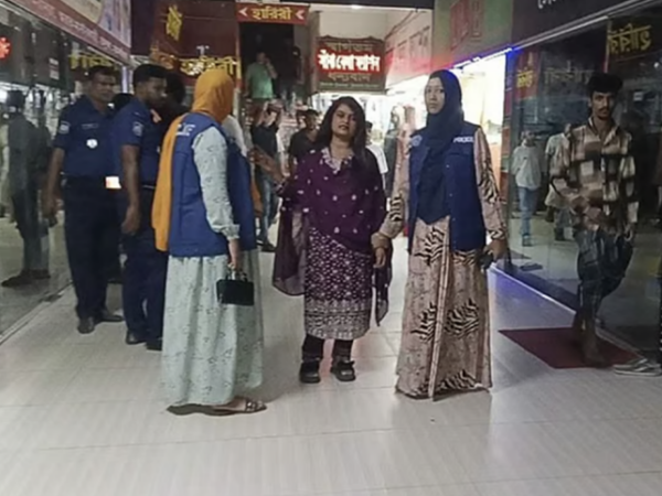 নিজের ব্যবসাপ্রতিষ্ঠানে চুরির ঘটনা,  দেশের আইনশৃঙ্খলা পরিস্থিতি নিয়ে ক্ষোভ প্রকাশ করেন নারী উদ্যোক্তা! পাঠানো হলো কারাগারে