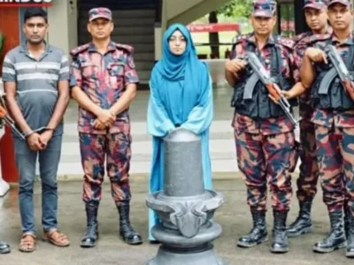 নওগাঁয় ২ কোটির শিবলিঙ্গ চুরি! পাচারের আগেই আটক মোস্তফা আলী