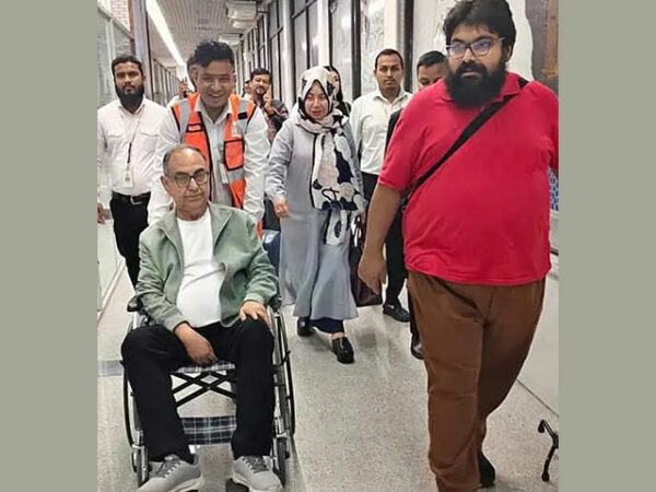 চিকিৎসা শেষে দেশে ফিরেছেন মির্জা আব্বাস, বর্তমানে অনেকটাই সুস্থ তিনি