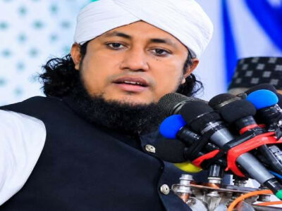 থাপ্পড় মারার পর পরই মডারেট ইসলামধারীরা বলতে শুরু করলো দেশে আইন আছে: তাহেরী